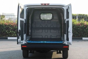 Fourgonnette électrique Geely Farizon 2024 V6E FENCE, transmission intégrale, batterie lithium simple 90-110 kWh, autonomie 201-300 km, pneus R18, sièges en cuir, à l'arrière - Product Image 2