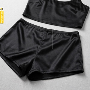 Ensemble de lingerie sculptante sexy pour femme, rouge, en dentelle tricotée, Spandex/Nylon, broderie 3D, type body et demi-jupe, respirant, doux, à maintien moyen - Product Image 6