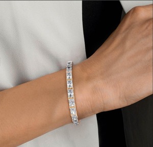 Pulsera de tenis de lujo de oro rosa de 9K con diamantes de laboratorio de corte radiante, 22.73 CTW - Product Image 1