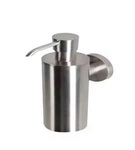 Distributeur de savon en métal tendance avec pompe rechargeable, support de savon liquide durable, accessoire de comptoir pour salle de bain et cuisine - Product Image 6