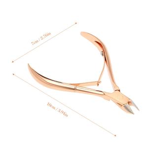 Alicates para cutículas de acero inoxidable alemán, color titanio dorado, con cuchillas afiladas a mano, para uso en salones de belleza. - Product Image 6