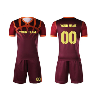 Maillots de football de designer en gros, vierges, originaux, ensemble complet, uniformes d'entraînement, style 100% polyester, couleurs et logos personnalisés - Product Image 4