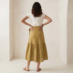 Falda Midi Cruzada de Algodón Teñido con Hilo en Amarillo Claro para Mujer, con Tela Ligera, Estilo Moderno y Ajuste Cómodo - Product Image 3