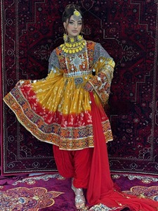 Vestido afgano Kuchi de tela Banarasi, conjunto bordado de 3 piezas para uso diario informal, hermoso bordado y diseño de vestido. - Product Image 3
