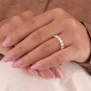 Anillo de Compromiso con Diamante Cultivado en Laboratorio, Corte Corazón, 17 Quilates, Oro Sólido de 10k, 14k, 18k, Minimalista, Solitario, Brillante y Elegante - Product Image 6