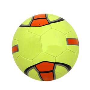 ลูกฟุตบอลรุ่นใหม่ ขนาดมาตรฐานอย่างเป็นทางการ คุณภาพสูง ผลิตจาก PU กันลื่น กันน้ำ ผลิตในปากีสถาน เหมาะสำหรับการแข่งขันและการฝึกซ้อม - Product Image 2