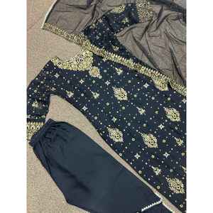 DESIGNER GEORGETTE SEQUENCE DE BRODERIE ET PANTALON DE TRAVAIL DE PIERRE AVEC DUPATTA BLEU - Product Image 4