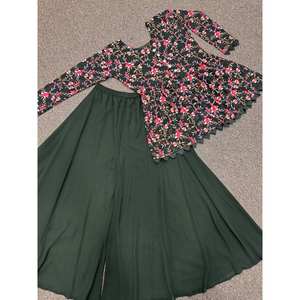 Conjunto de Chifón con Bordado Elegante y Lentejuelas, Mangas Tres Cuartos - Product Image 4