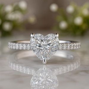Anillo de Diamantes de 4 Quilates con Corte Corazón, Cultivado en Laboratorio, Certificado por IGI, Oro Blanco de 9K, Color VS1 FG, Joyería Fina de Compromiso para Mujer - Product Image 1