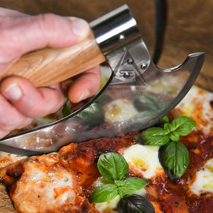Nouvelle Hache à Pizza Multifonctionnelle en Acier Inoxydable avec Manche en Bois, Design Innovant - Vente Flash - Product Image 4