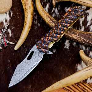 Couteau pliant artisanal professionnel en acier Damas, de qualité industrielle, pour le camping en extérieur, avec étui. - Product Image 2