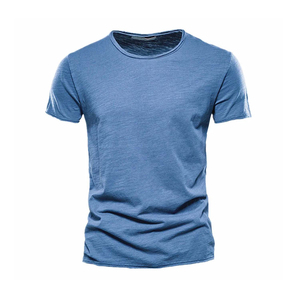 T-shirts pour hommes durables 100% coton biologique gaufré respirant poids lourd solide sérigraphie numérique mélange de styles en vrac Stock - Product Image 3