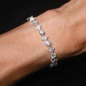 Bracelet tennis en moissanite avec pierres rondes et maillons étoile, bracelet scintillant en argent, bijoux de luxe pour femme, cadeau élégant et tendance - Product Image 2