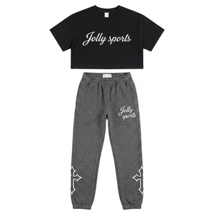 Conjunto de Top Corto y Pantalones Deportivos de Felpa de Algodón y Poliéster para Mujer, 300 GSM, Negro Gris, Logotipo Estampado Suave, Conjuntos Personalizados para Mujer - Product Image 1