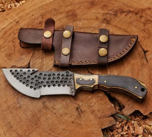 Cuchillo de caza recto multifunción de acero de Damasco DIY de gran venta con mango de madera y funda de cuero OEM ODM al por mayor - Product Image 1