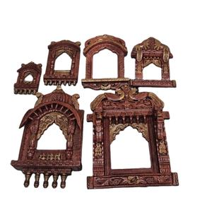 ชั้นวางของติดผนังไม้ทำมือ (แบบวัด/มณฑรี) (ดีไซน์อินเดียดั้งเดิม สไตล์วินเทจและทันสมัย) - Product Image 1