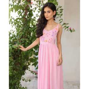 ชุดเดรสสีชมพูทรงบานสำหรับฤดูร้อน ผ้าทอระบายอากาศดี สายเดี่ยวแบบสปาเก็ตตี้ ผูกเชือกด้านหลัง ไซส์ XS ชุดลำลองเอวธรรมชาติ - Product Image 2