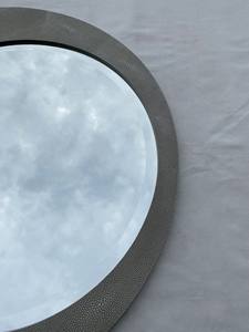 Miroir rond en résine imitation shagreen pour chambre et salon, provenant du Vietnam - Product Image 5