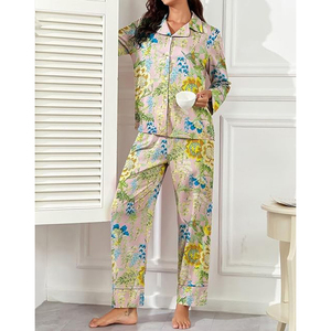 Conjunto de Pijama de Satén con Estampado Floral para Mujer, Manga Larga, Cierre de Botones, Ropa de Dormir Elegante para Primavera, 100% Seda - Product Image 3