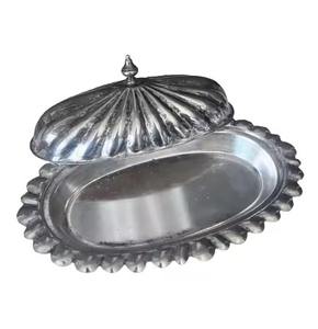 Mantequillera de acero inoxidable con tapa para mostrador de cocina, ideal para servir en la mañana. - Product Image 6