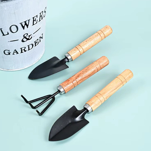 Juego profesional de paleta y rastrillo de jardín con mango de madera para jardinería en el hogar y al aire libre - Product Image 1