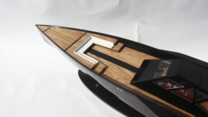 Modelo de Yate de Madera Negro Wally Power 118 Hecho a Mano - Réplica a Escala de Lancha Motora de Alta Velocidad de Lujo para Decoración de Hogar u Oficina - Product Image 6