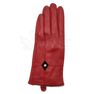 ถุงมือหนังฤดูหนาวคุณภาพพรีเมียม หน้าจอสัมผัสได้ บุขนด้านใน เป็นมิตรต่อสิ่งแวดล้อม ระบายอากาศได้ดี ราคาขายส่งสำหรับขายออนไลน์ - Product Image 3