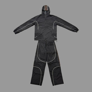 Chaqueta y Pantalón Deportivo Cortavientos con Líneas Reflectantes, 100% Nailon, Ropa Casual, Ropa de Ocio - Product Image 1