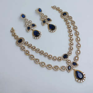 Ensemble de colliers double couche en diamants américains de style royal JeweleMarket, imitation perle moderne pour mariage - Product Image 3