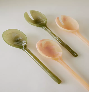 Juego de 2 utensilios de madera hechos a mano con diseño en espiral, cuchara para servir y tenedor para ensalada, a buen precio. - Product Image 5