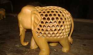 Modern High Demanded Shree Handicrafts Handmade White Wooden <b>Gold</b> Color Crawning Elephant <b>Statue</b> Graduation Ramadan Decor - Product Image 2