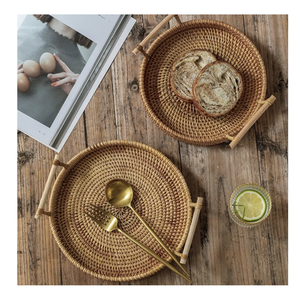 Plateau de service de style bohème de qualité supérieure, respectueux de l'environnement, fait à la main en rotin avec poignées en bois, organiseur de maison, plateau décoratif pour le thé - Product Image 4