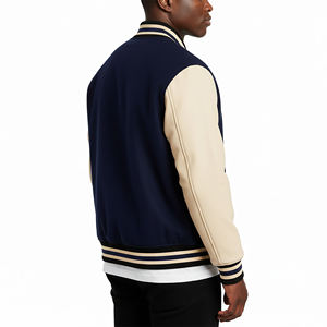 Blouson universitaire homme bleu marine en laine/polyester avec logo brodé sur les manches, fermeture boutonnée sur le devant, doublure en laine, écologique, style preppy - Product Image 5