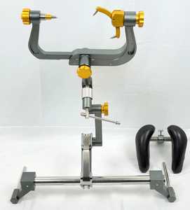 ชุดอุปกรณ์ผ่าตัดระบบประสาทระดับพรีเมียม พร้อมที่ยึดศีรษะแบบแมนนวล Mayfield Skull Clamp สำหรับศัลยกรรมประสาทคุณภาพสูง - Product Image 1