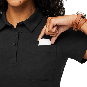 T-shirt polo élégant pour femme avec tissu léger, coupe extensible confortable, manches courtes et design décontracté élégant pour toutes les occasions - Product Image 3