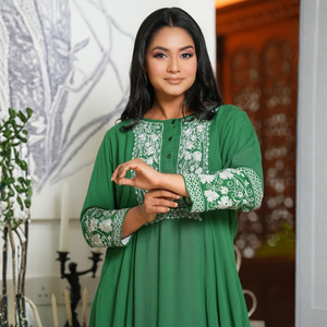 Robe élégante en mousseline de soie verte pour femmes - Product Image 5