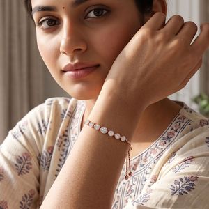 Bracelet tennis à maillons ronds sertis de diamants de laboratoire en or rose - Product Image 2
