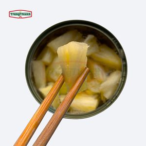 Morceaux d'ananas Queen 565g 830g 3000g 12 boîtes par carton OEM Marque privée Usine du Vietnam - Product Image 2