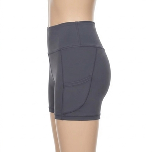 Shorts de compression pour femmes, sport pickleball, haute élasticité, coutures renforcées, taille élastique, poches latérales, respirant, séchage rapide, vêtements de sport - Product Image 2