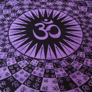 Tapisserie murale indienne avec symbole OM, tye-dye, pour chambre à coucher, bleue - Product Image 1