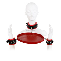 Plateau d'objectivation BDSM menottes manchettes au cou formation esclave humain thé plateau de fruits stimulation de pince à mamelon portant