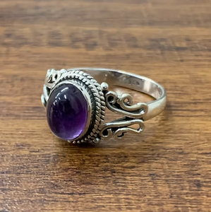 Elegant Handcrafted Oval Amethyst Gemstone <b>Silver</b> <b>Ring</b> Vintage Style <b>Statement</b> <b>Ring</b> Bulk Supplier - Product Image 2