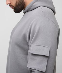 Sweat-shirt à capuche gris polaire pour homme, coupe oversize, décontracté, avec poche avant et manches imprimées, tendance et le plus vendu en 2026, idéal pour l'automne - Product Image 3