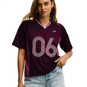 เสื้อเจอร์ซีย์อเมริกันฟุตบอลทรงบ็อกซี่ ผ้าตาข่ายระบายอากาศดี คอวี ทรงโอเวอร์ไซส์ สำหรับผู้หญิง  ชุดยูนิฟอร์มทีม  รับผลิตตามสั่ง พร้อมสกรีนหมายเลข  ผลิตจำนวนมาก - Product Image 1