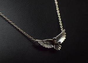 สร้อยคอจี้รูปนกฮูกบินพร้อมปีกกระพือ |   เครื่องประดับเพชรรูปสัตว์ สไตล์ฮิปฮอป ได้รับการรับรองจากผู้ที่สาม สำหรับขาย - Product Image 5