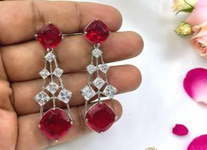 Elegantes Pendientes Largos de Latón Plateado con Circonita, de Primera Calidad, Hermosos y Modernos, para Mujeres y Niñas, Ideales para Bodas y Fiestas - Product Image 3