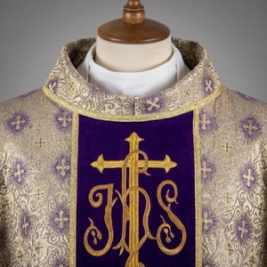 เสื้อคลุมสำหรับโบสถ์ทำจากผ้ากำมะหยี่สีม่วง - Product Image 3