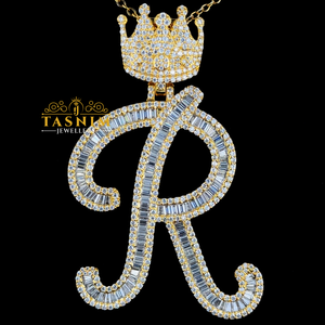 TASMIN JEWELRY Colgante de Letra con Moissanita VVS Iced, Estilo Hip Hop, Microincrustaciones, Chapado en Oro Rosa, Certificado - Product Image 1