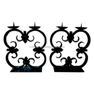 Candelabros de hierro de aspecto vintage hechos a mano pesados para estanterías o centros de mesa dramáticos para sala de estar - Product Image 2