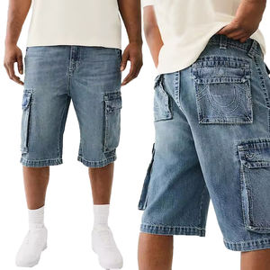 BOBBIN INDUSTRIES Salopette en jean baggy pour homme, style streetwear, avec poches cargo latérales et poches à rabat arrière, coupe droite, design personnalisé, tendance estivale - Product Image 1